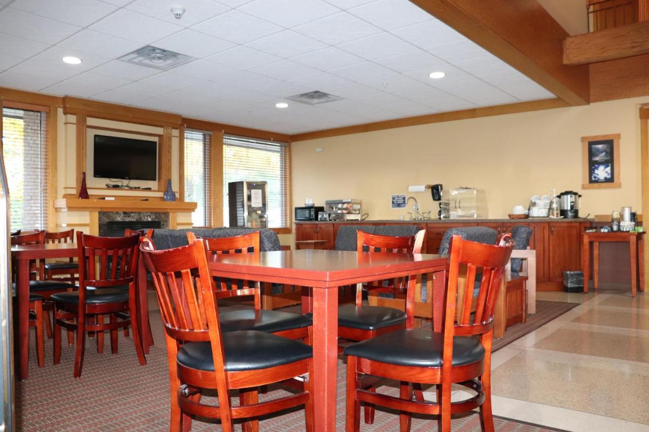 Prairie Inn Holmen La Crosse Area 외부 사진
