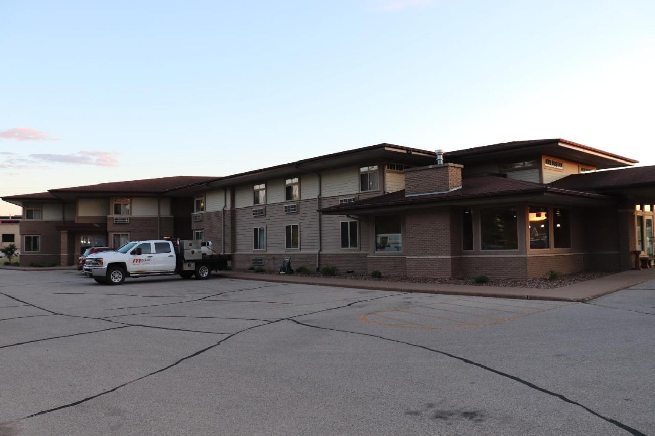 Prairie Inn Holmen La Crosse Area 외부 사진