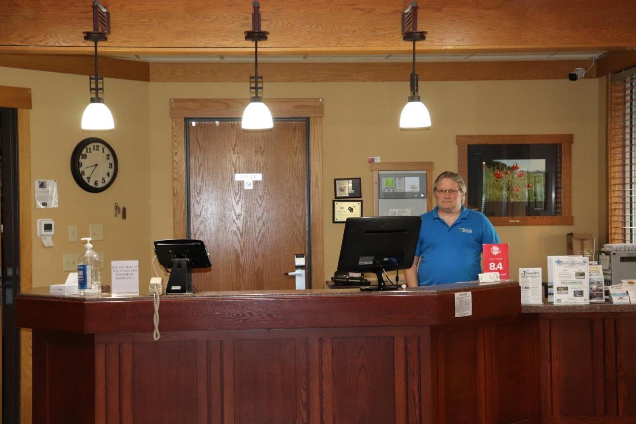 Prairie Inn Holmen La Crosse Area 외부 사진